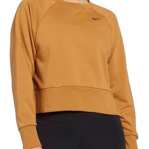 Nike Women's Versa Slash Training Crew Pullover